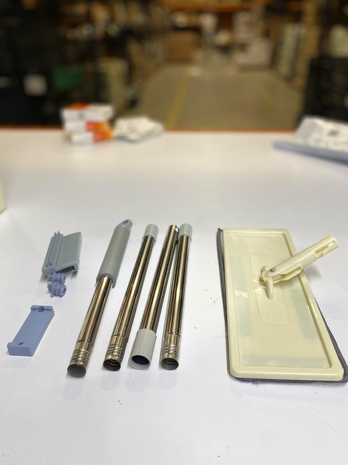 Occhiali PRO +150 bianchi (grigi)